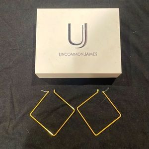 Urban James Girl Boss Square Hoops Size Large